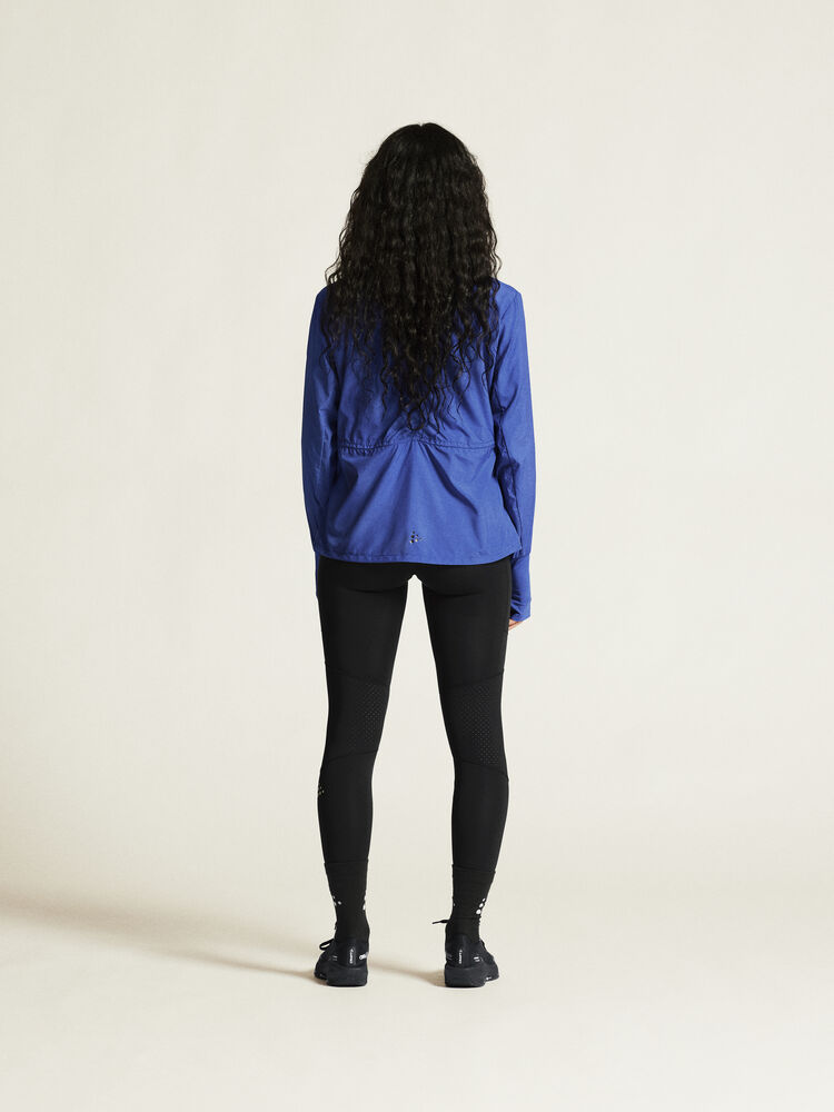 1911241-359000_ADV-Essence-Wind-Jacket-W_closeup3