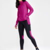 1911241-486000_ADV-Essence-Wind-Jacket-W_Closeup5