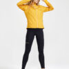 1911241-543000_ADV-Essence-Wind-Jacket-W_Closeup6
