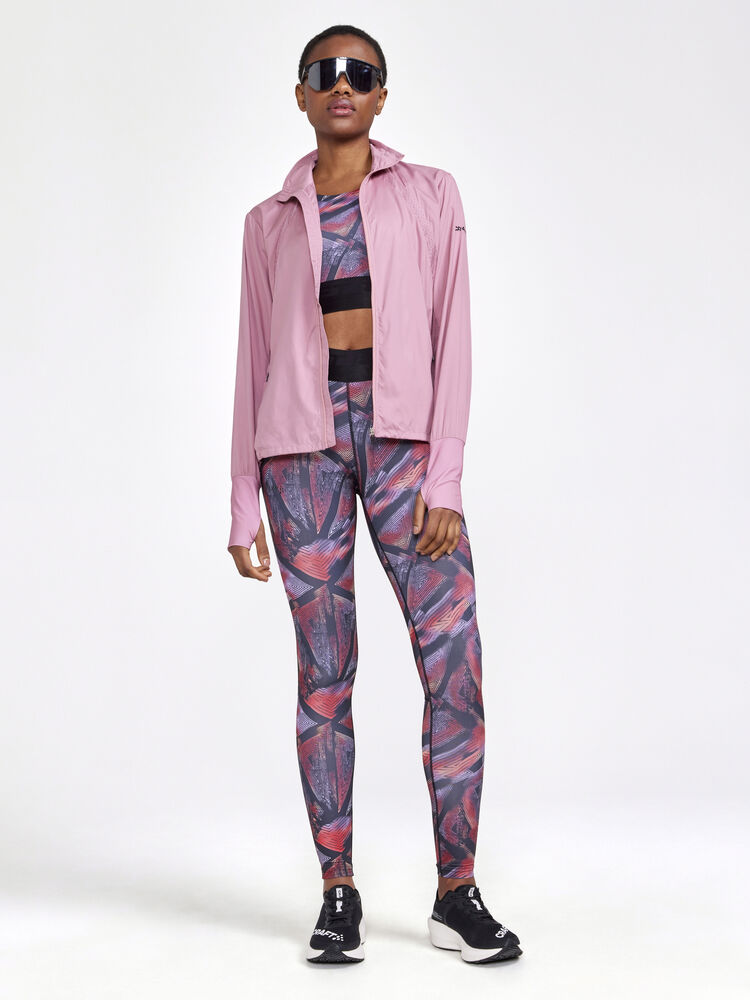 1911241-743000_ADV-Essence-Wind-Jacket-W_Closeup5