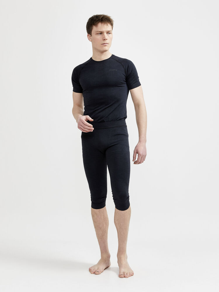 1911678-999000_CORE-Dry-Active-Comfort-SS-M_Closeup5