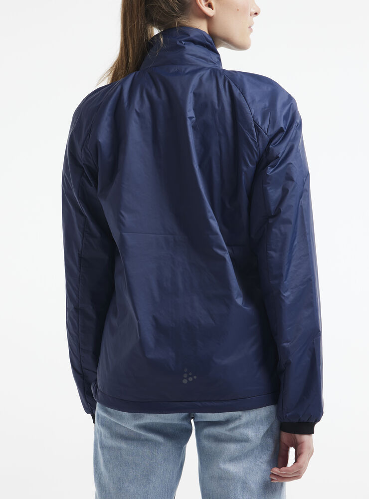 1912216-396000_CORE-Light-Padded-Jacket-W_Closeup2