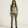 1912219-237200_ADV-Explore-Heavy-Fleece-Jacket-W_closeup1