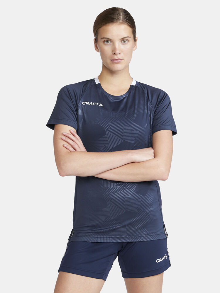 1912758-390000_Premier-Solid-Jersey-W_Closeup1