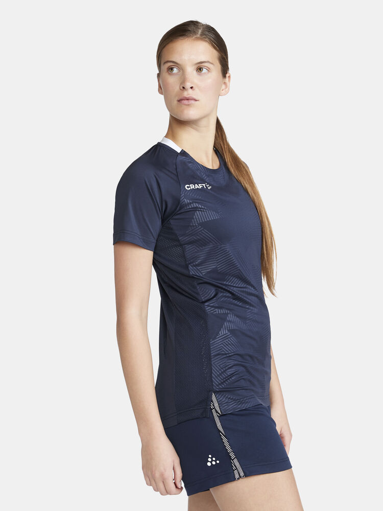 1912758-390000_Premier-Solid-Jersey-W_Closeup2