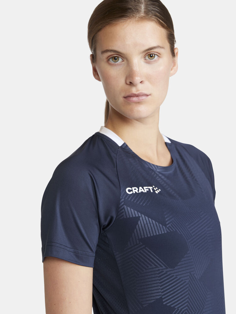 1912758-390000_Premier-Solid-Jersey-W_Closeup4