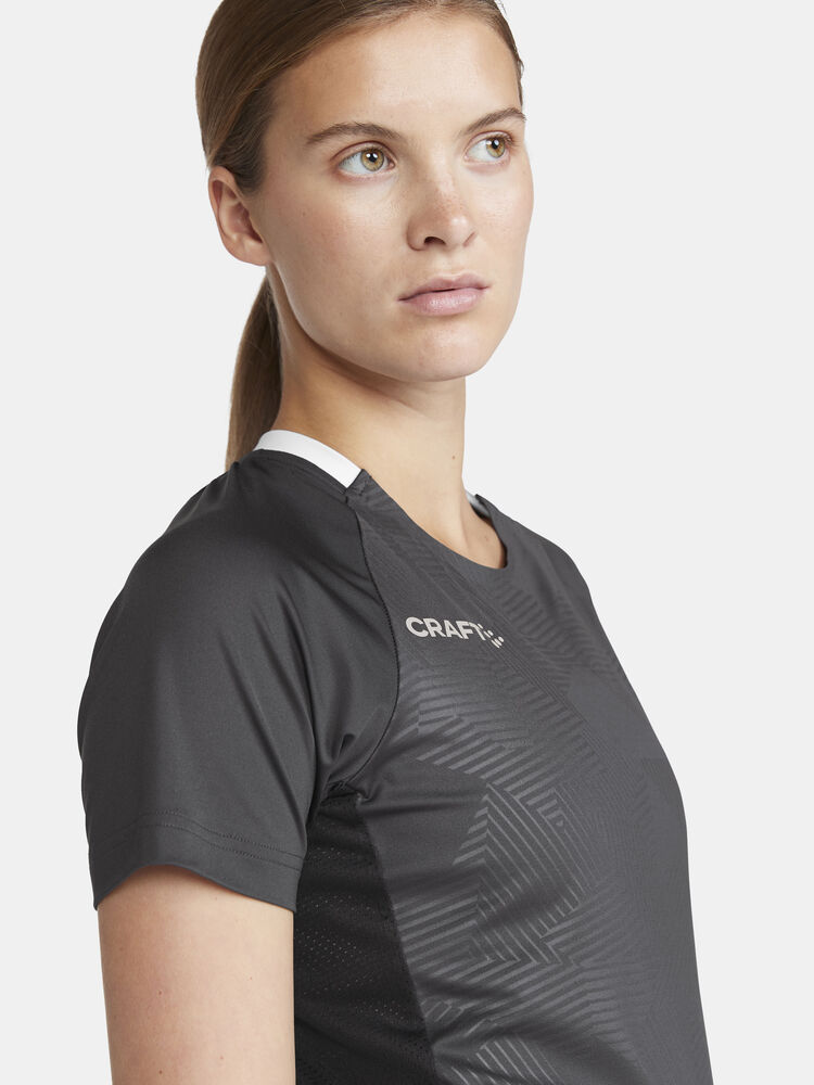 1912758-995000_Premier-Solid-Jersey-W_Closeup4
