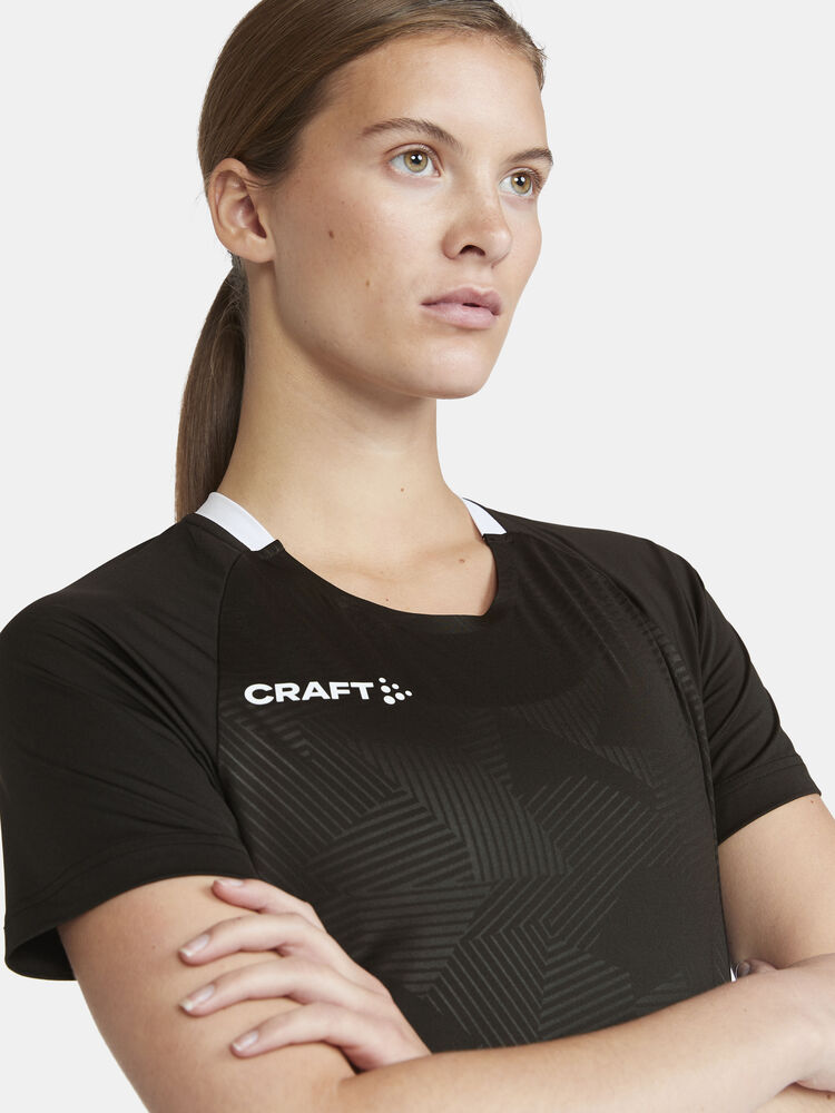 1912758-999000_Premier-Solid-Jersey-W_Closeup4
