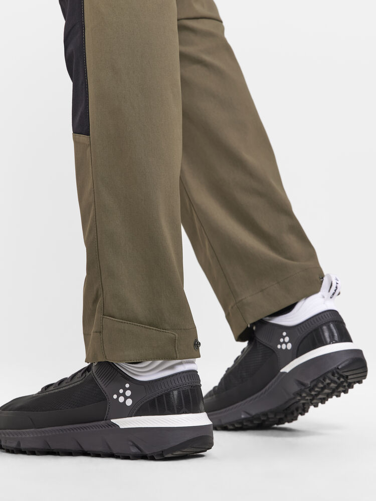 1913803-664000_PRO-Explore-Hiking-Pant-W_Closeup5