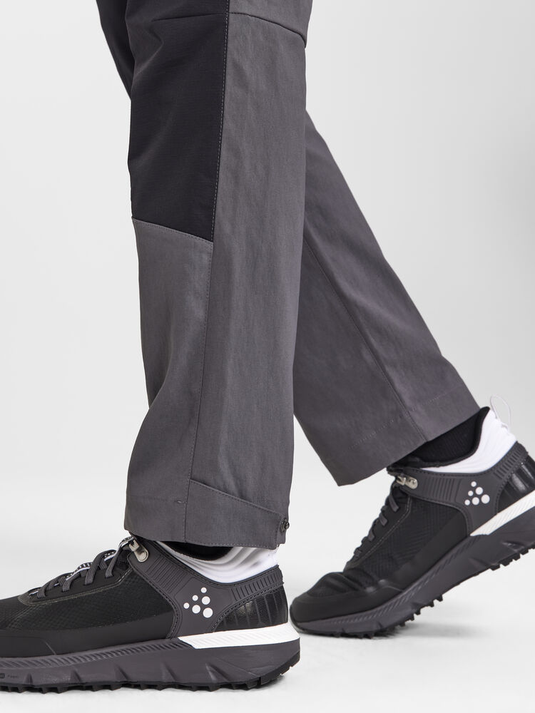 1913803-985000_PRO-Explore-Hiking-Pant-W_Closeup3