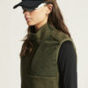 1913811-664000_ADV-Explore-Pile-Fleece-Vest-W_closeup5