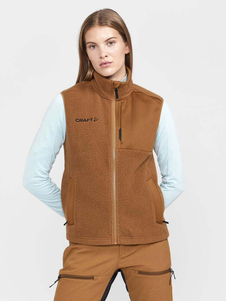 1913811-685100_ADV-Explore-Pile-Fleece-Vest-W_Closeup1