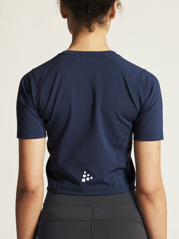 1914664-390000_Rush-2-Crop-Tee-W_closeup7