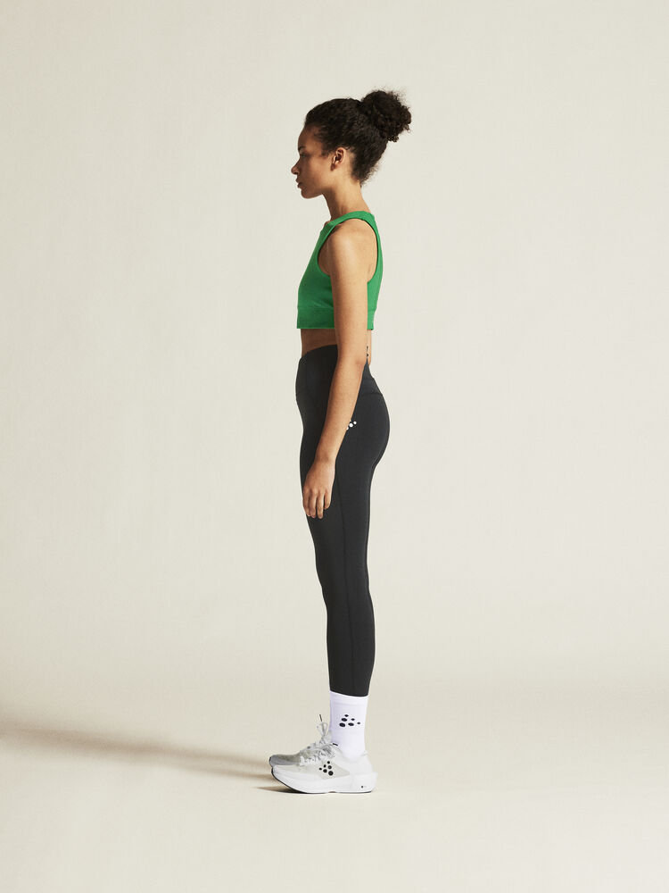 1914666-651000_Rush-2-Crop-Top-W_closeup4