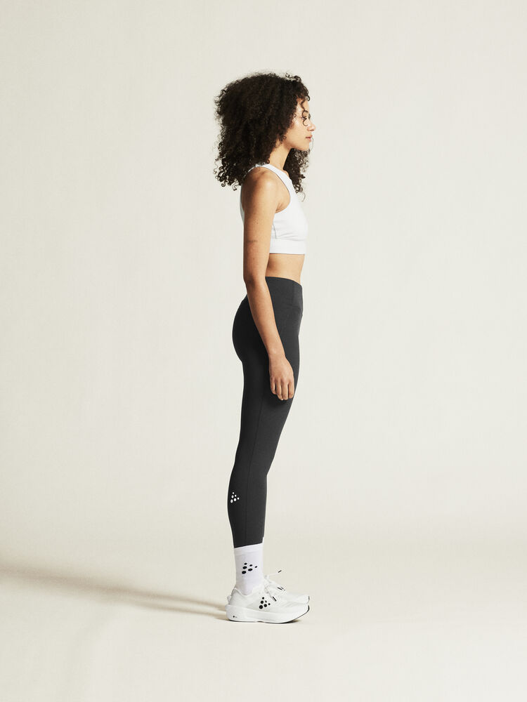 1914666-900000_Rush-2-Crop-Top-W_closeup2
