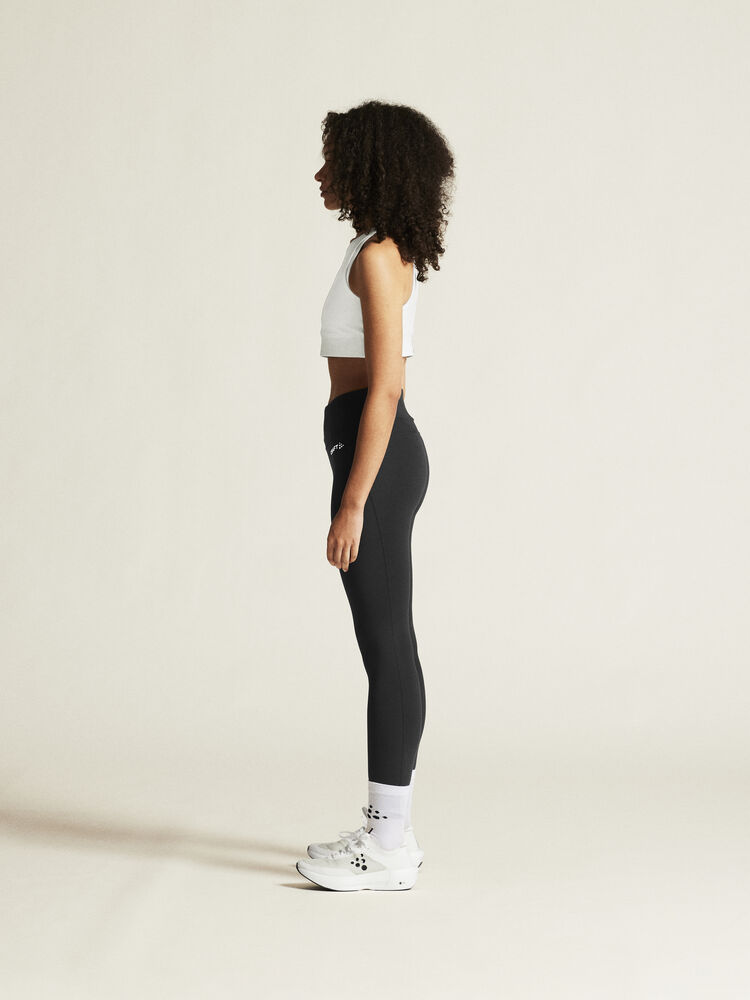 1914666-900000_Rush-2-Crop-Top-W_closeup4