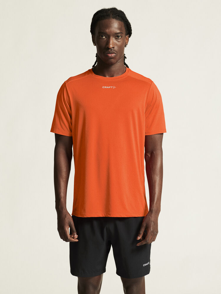 1914792-573000_ADV-Essence-SS-Tee-2-M_closeup4