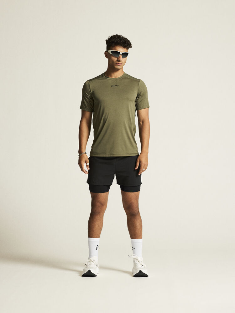 1914792-664000_ADV-Essence-SS-Tee-2-M_closeup1