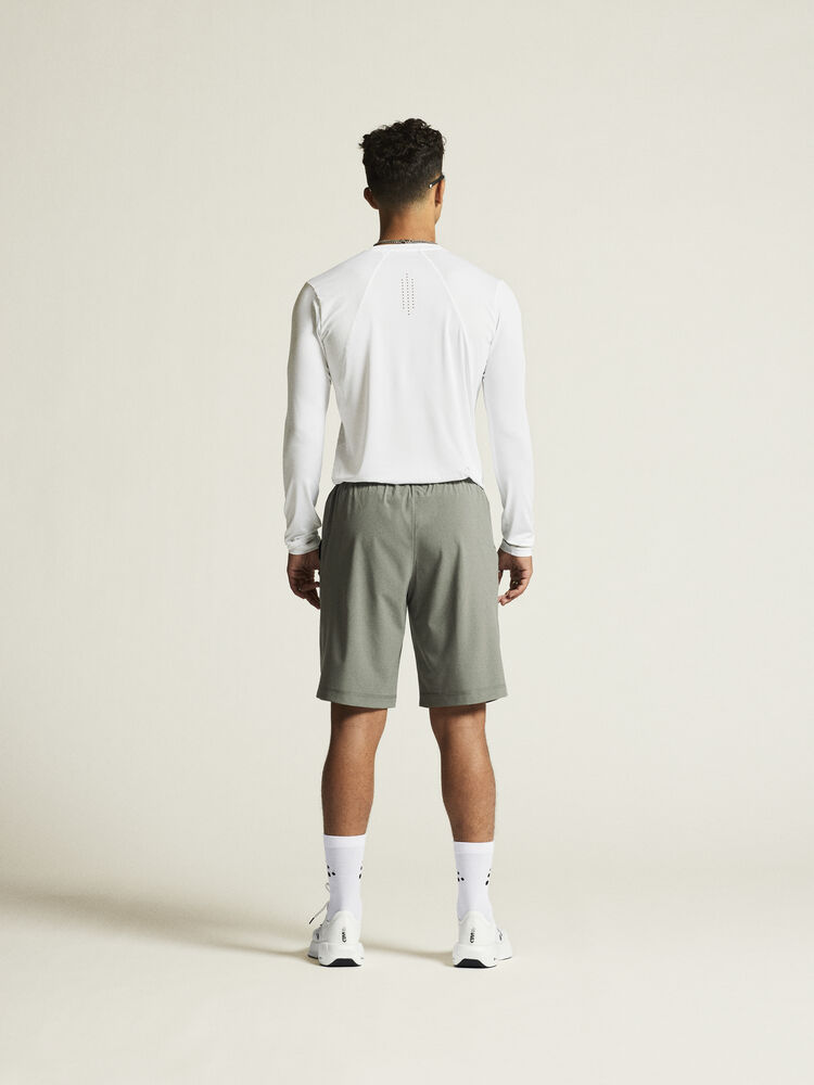 1914793-900000_ADV-Essence-LS-Tee-2-M_closeup3