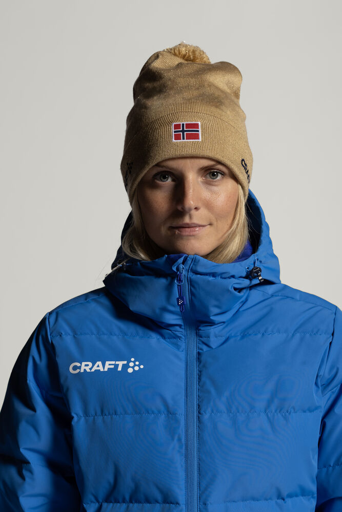 1914855-355000_NOR-Evolve-Down-Jacket-W_Closeup5