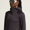 1915241-499000_ADV-Explore-Power-fleece-Hood-Jkt-W_closeup5