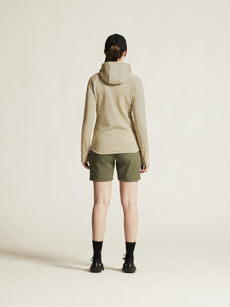 1915241-608000_ADV-Explore-Power-fleece-Hood-Jkt-W_closeup3
