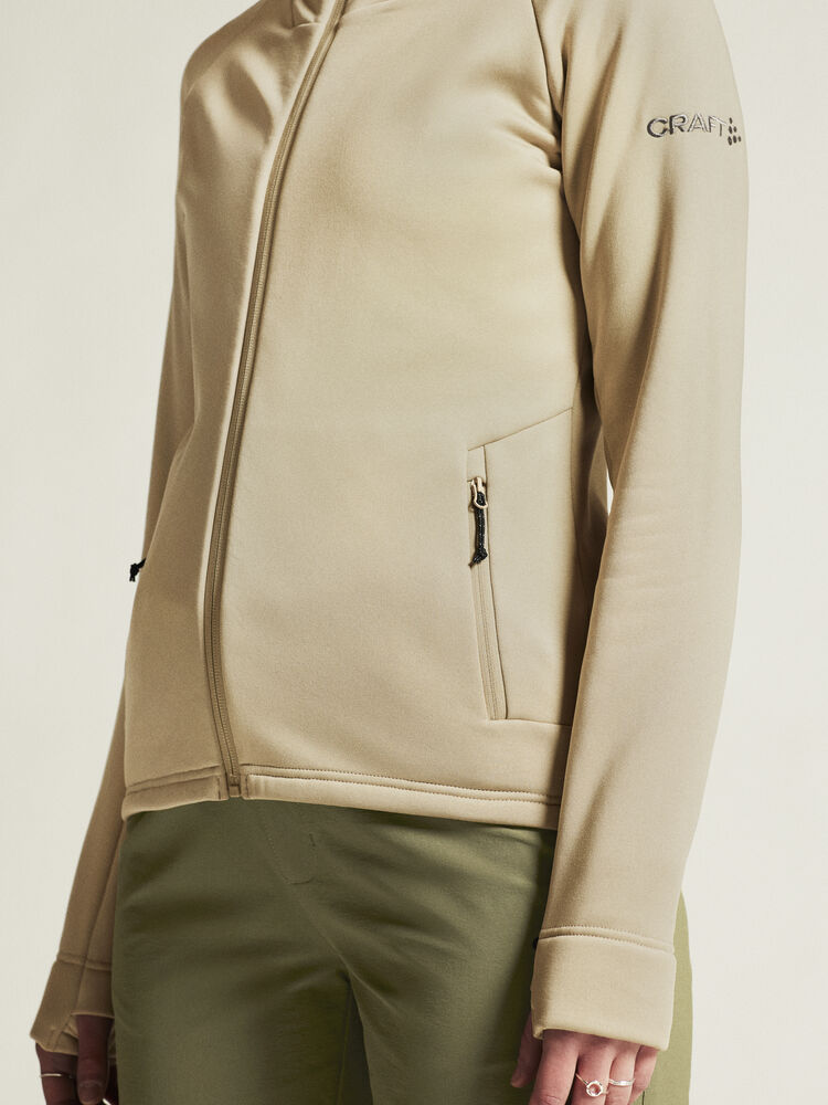 1915241-608000_ADV-Explore-Power-fleece-Hood-Jkt-W_closeup5