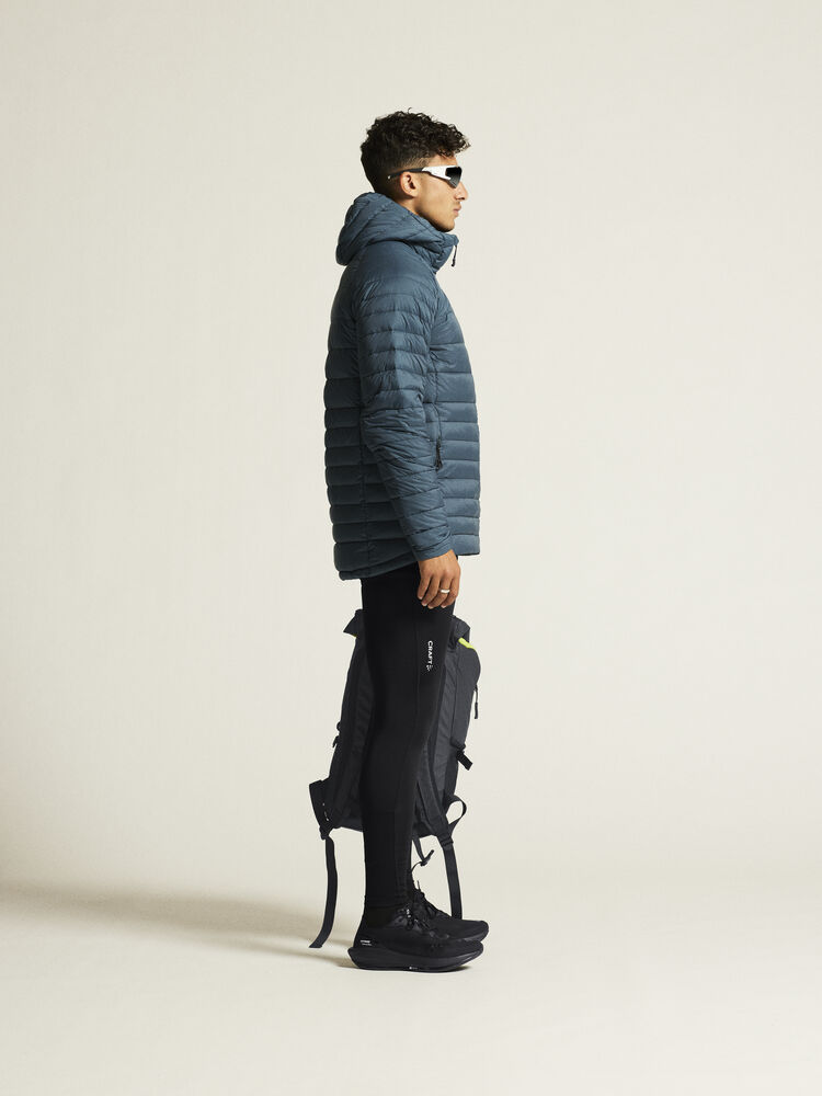 1915252-387000_ADV-Explore-Lt-Down-Jkt-M_closeup2