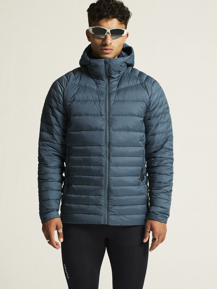 1915252-387000_ADV-Explore-Lt-Down-Jkt-M_closeup4