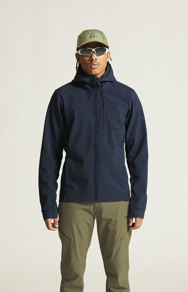 1915258-396000_ADV-Explore-Softshell-2-0-Jkt-M_closeup4