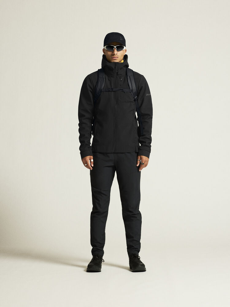 1915258-999000_ADV-Explore-Softshell-2-Jkt-M_closeup1