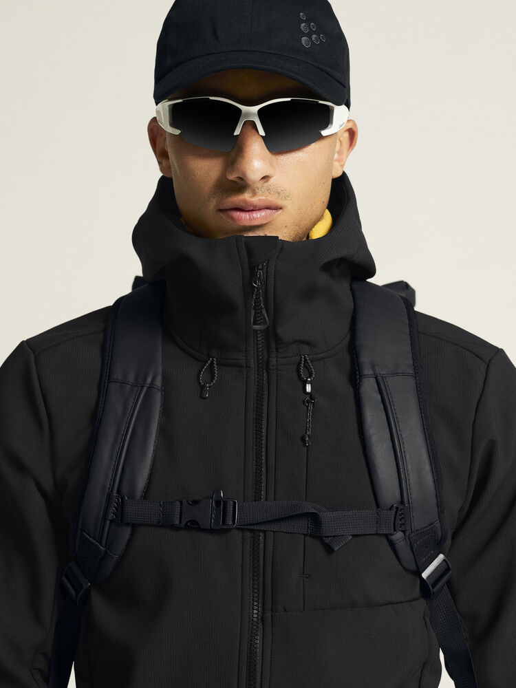 1915258-999000_ADV-Explore-Softshell-2-Jkt-M_closeup5