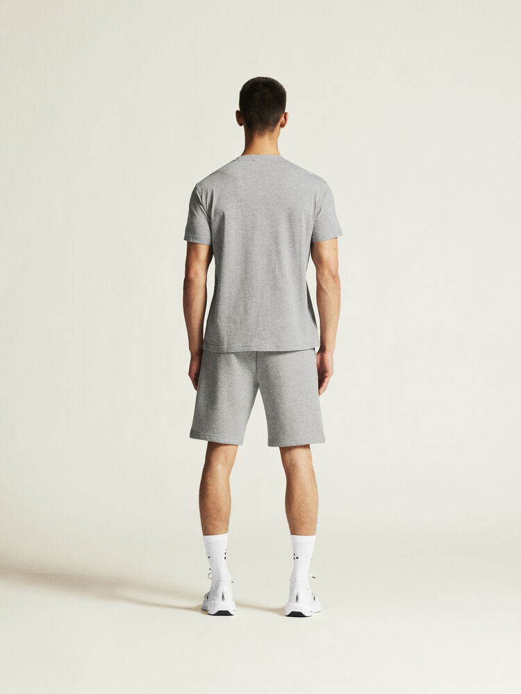 1915301-950000_Community-2-Tee-M_closeup3