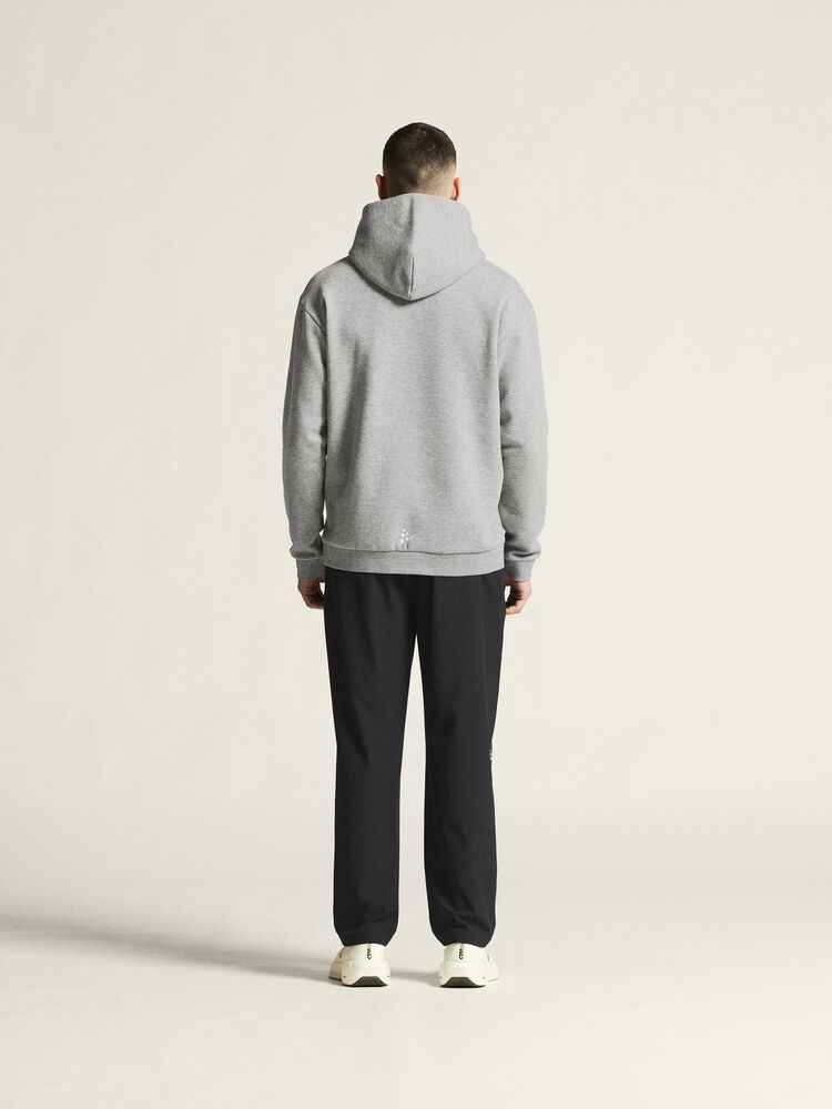 1915344-950000_Community-2-Logo-Hoodie-M_closeup3