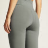 1916010-647000_Collective-7-8-Tights-W_closeup6