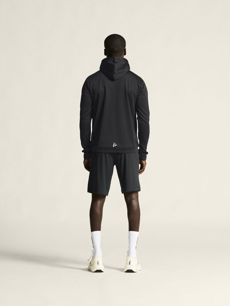 1916041-999000_Evolve-2-Hood-Jacket-M_closeup3