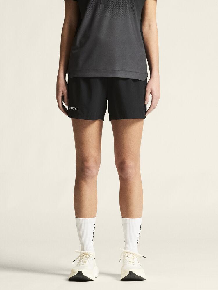1916046-999000_Ability-Shorts-W_closeup5