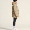 1916375-240000_Urban-Down-Puffer-Jkt-W_closeup2