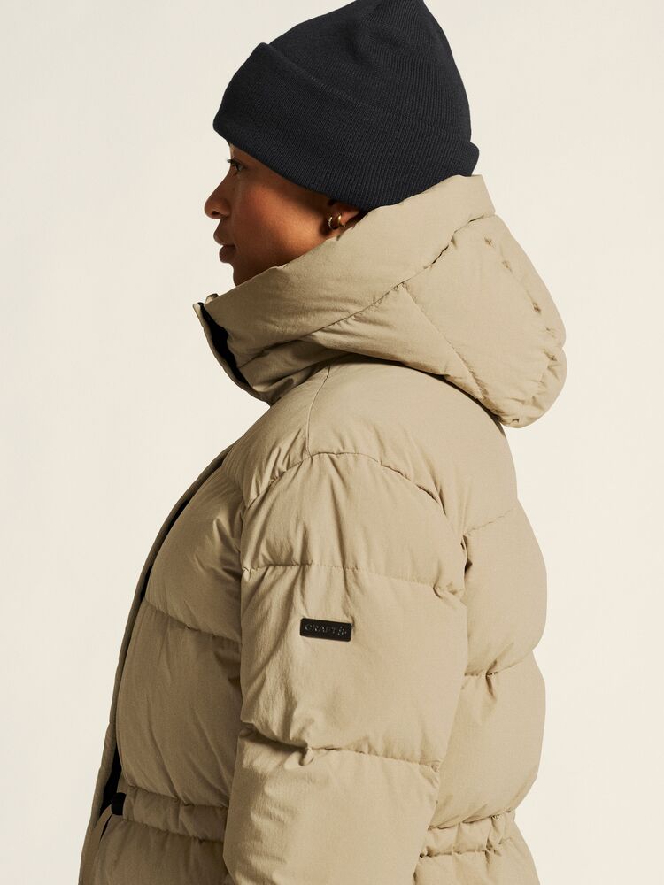 1916375-240000_Urban-Down-Puffer-Jkt-W_closeup6