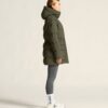 1916375-681000_Urban-Down-Puffer-Jkt-W_closeup2