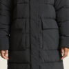 1916376-999000_Urban-Long-Padded-Coat-W_closeup4