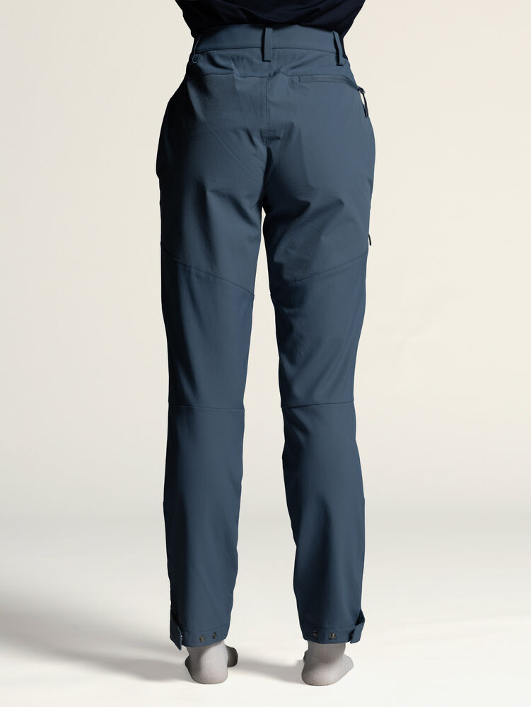 1916838-376000_OL-Norway-Hiking-Pant-W_Closeup3