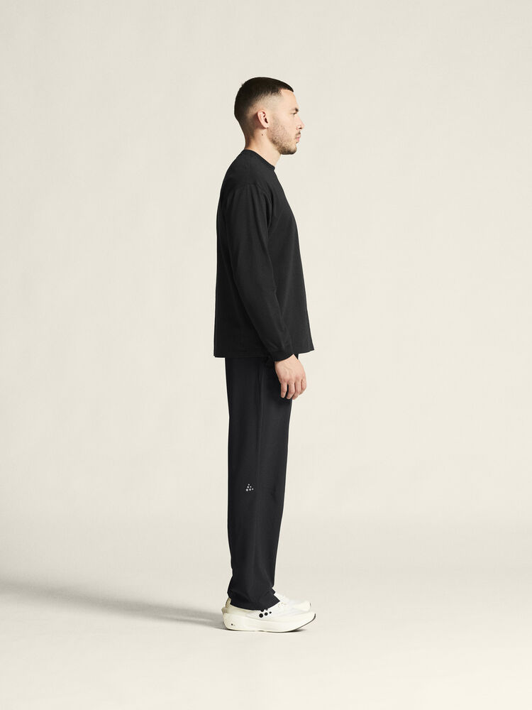 1916958-999000_Frequent-Heavy-LS-Tee-M_closeup2
