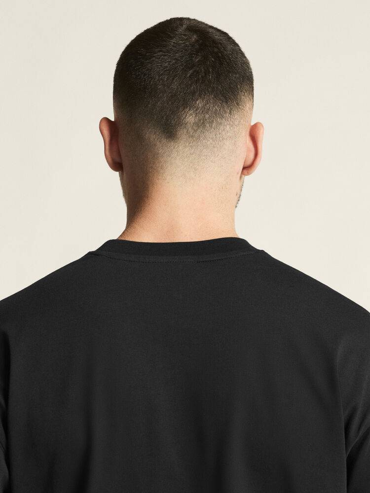 1916958-999000_Frequent-Heavy-LS-Tee-M_closeup6