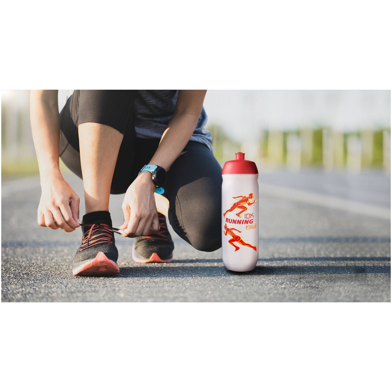 Running,Shoes,Runner,Woman,Tying,Laces,For,Autumn,Run,In