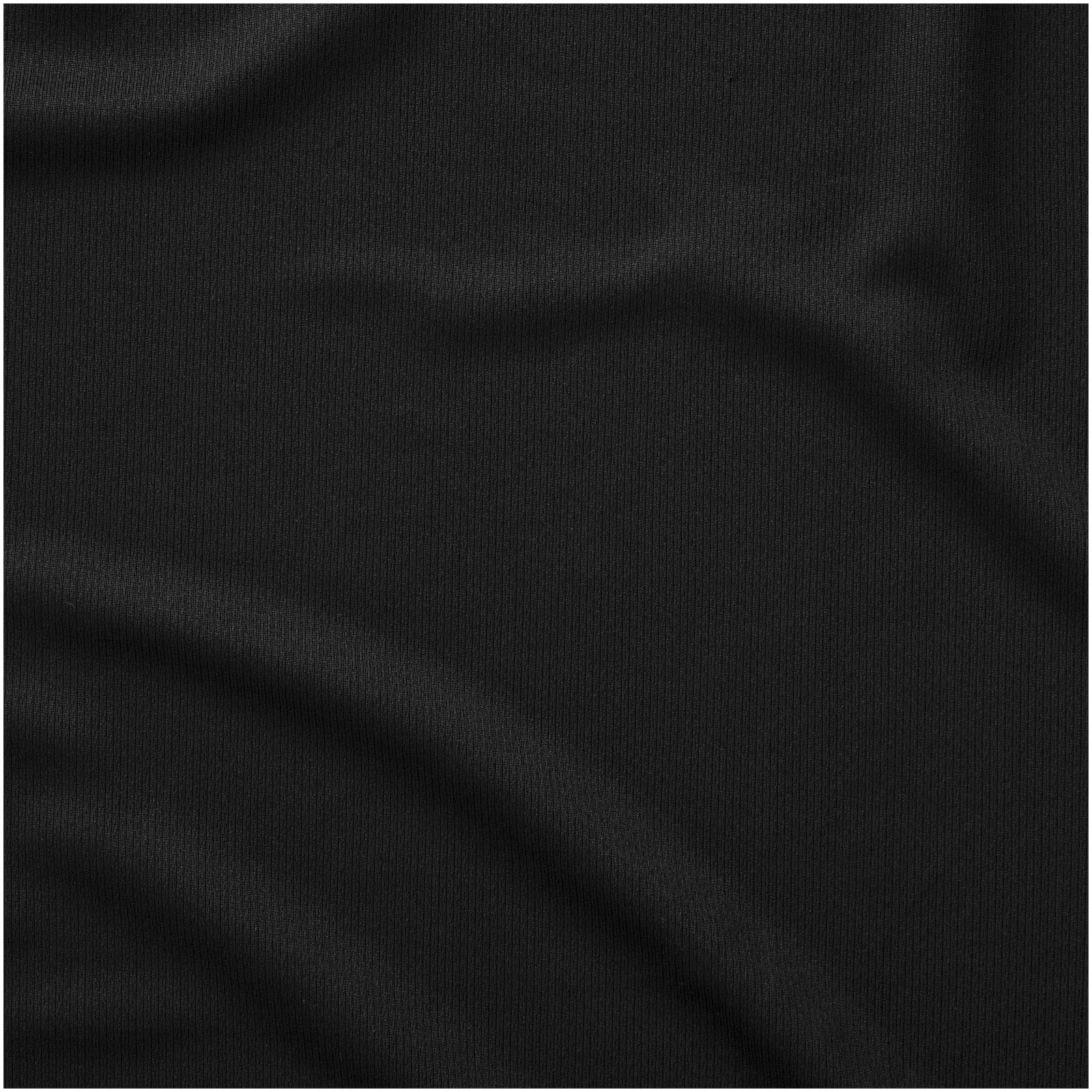 3901099_D1
