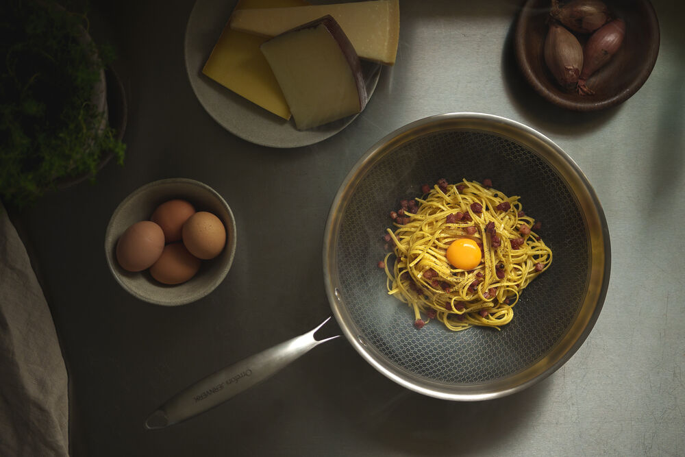 Honey pastapanne