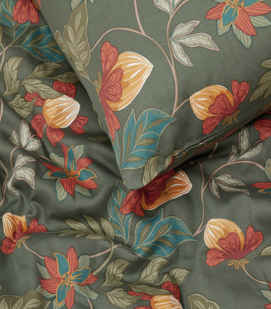 421111-65_bedsetBratteby_closeup