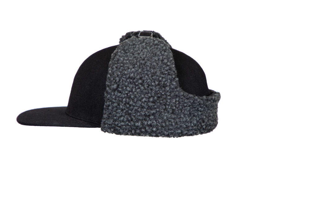 649082-99_Black_Left