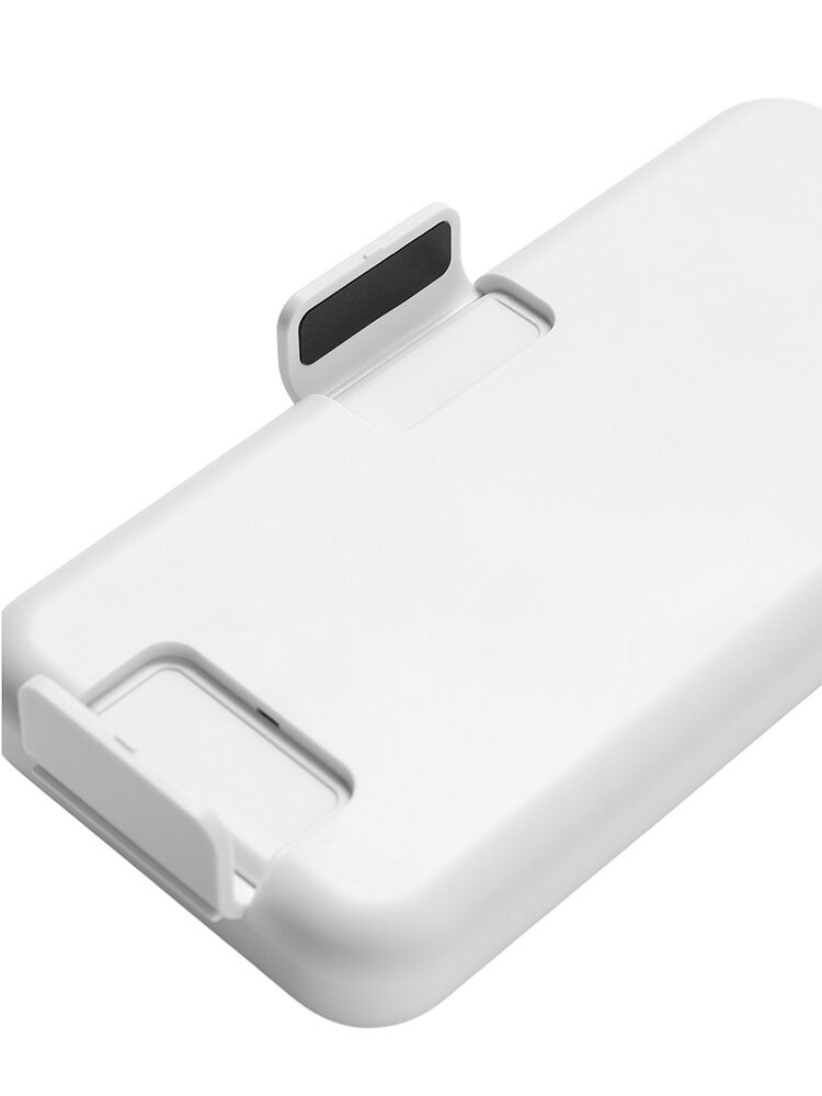 959022-WH_Tradlos-powerbank-med-telefonholder-OL_closeup2